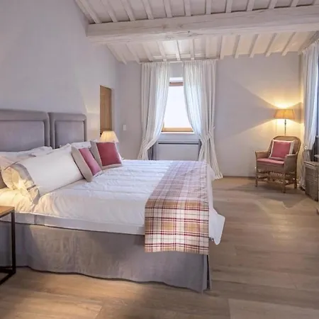 Sleeps 6 Pool Air Con Wifi * Antognola